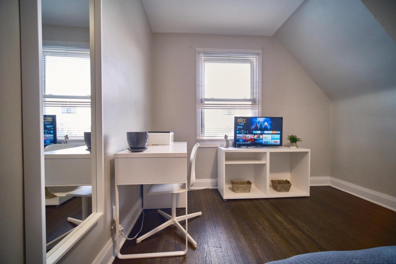 Hamilton Chic Retreat - Comfy Beds - Garden - Pool Apartamento Exterior foto
