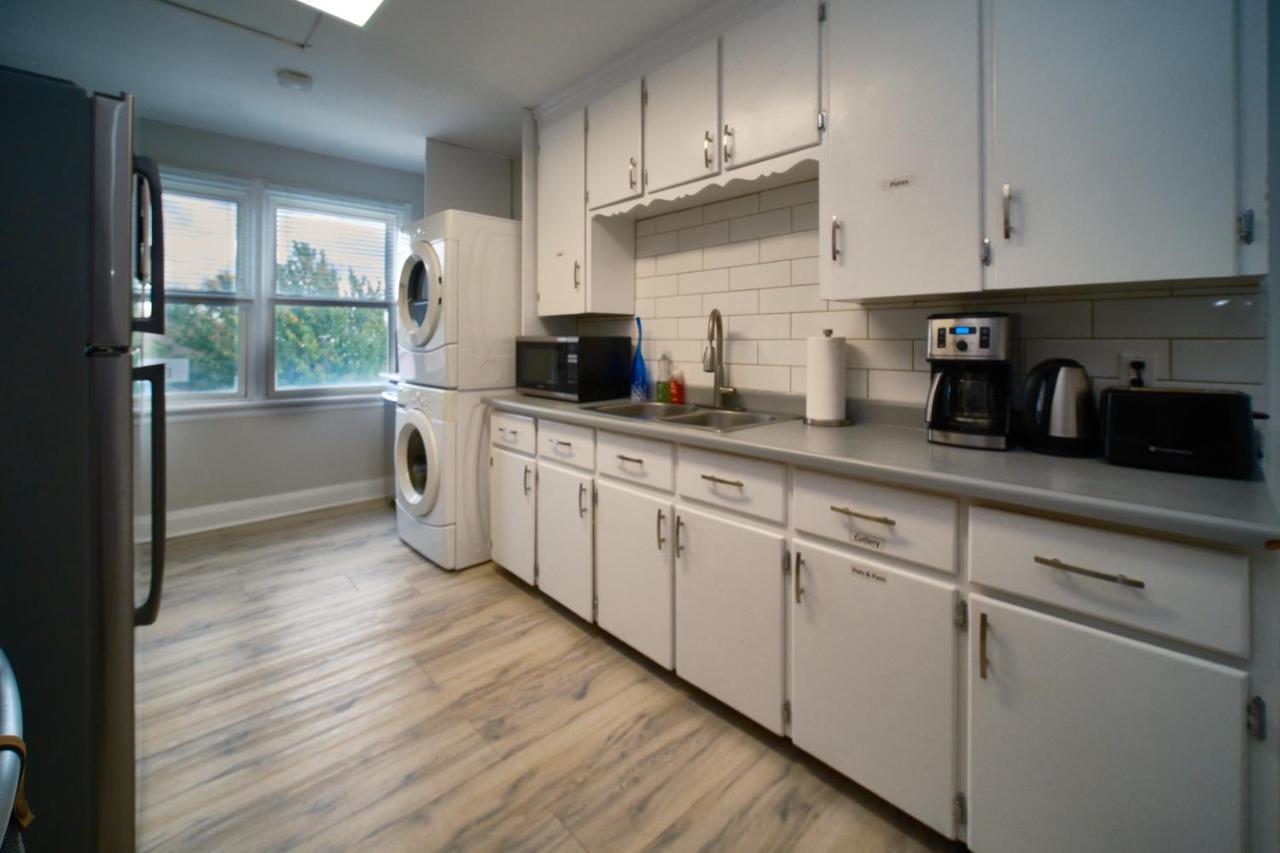 Hamilton Chic Retreat - Comfy Beds - Garden - Pool Apartamento Exterior foto