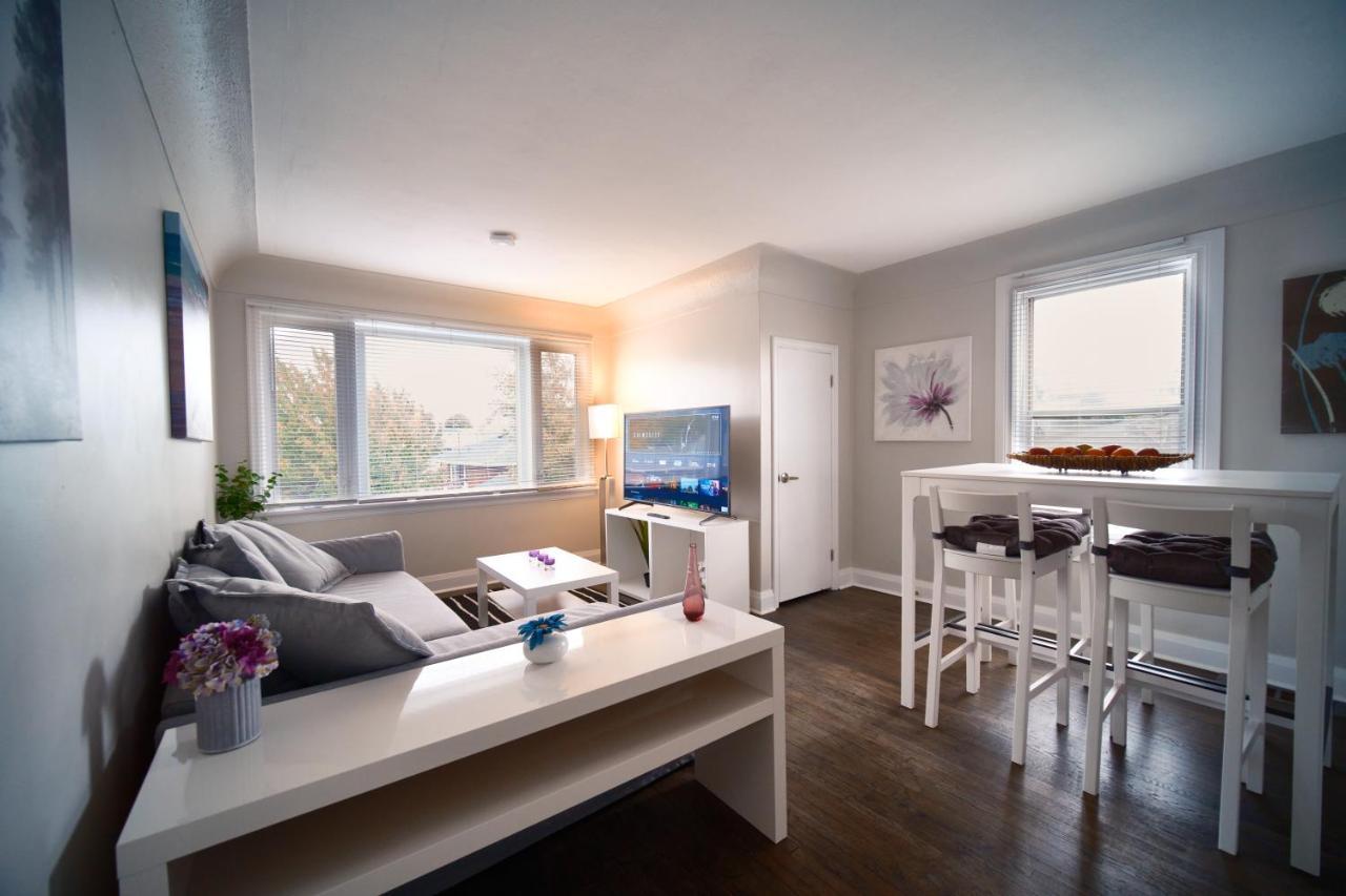 Hamilton Chic Retreat - Comfy Beds - Garden - Pool Apartamento Exterior foto