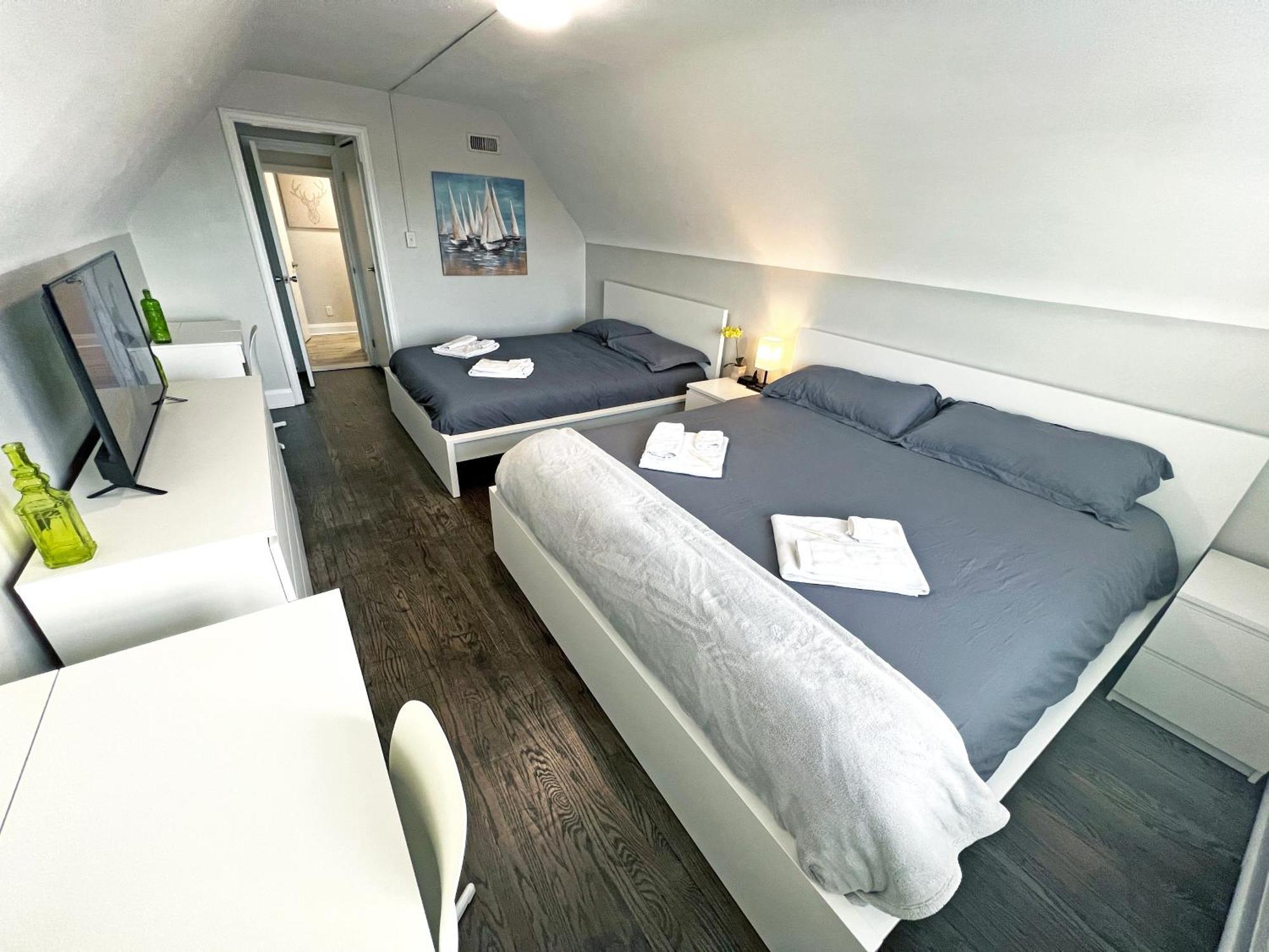 Hamilton Chic Retreat - Comfy Beds - Garden - Pool Apartamento Exterior foto