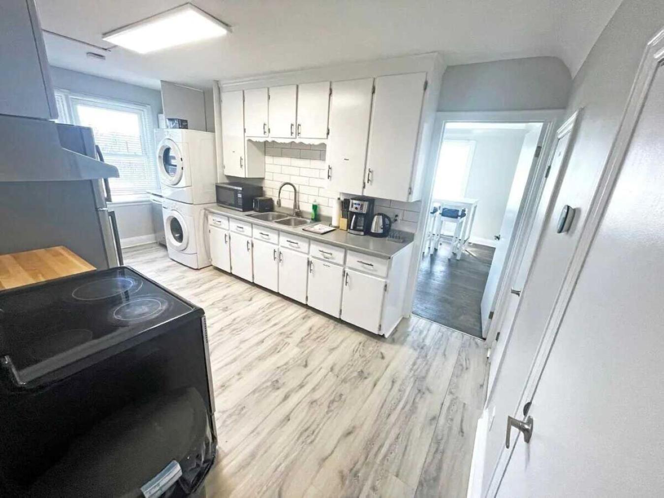 Hamilton Chic Retreat - Comfy Beds - Garden - Pool Apartamento Exterior foto
