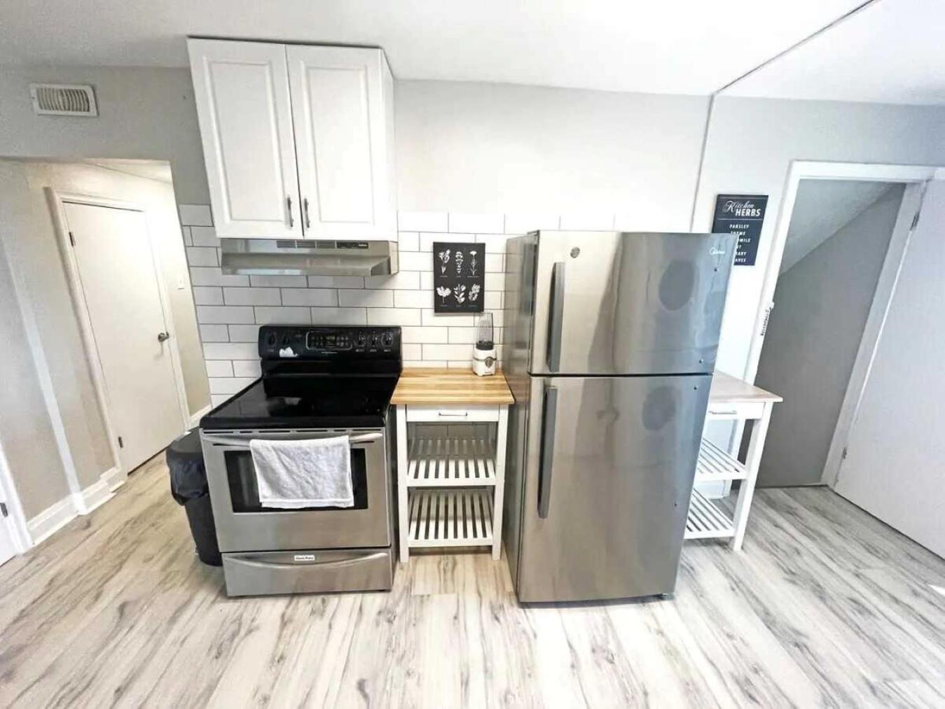 Hamilton Chic Retreat - Comfy Beds - Garden - Pool Apartamento Exterior foto